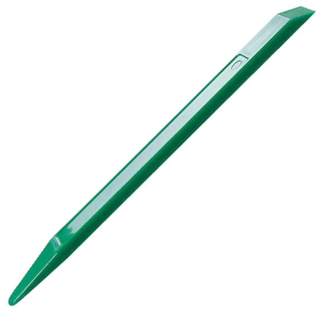 Chisel Stick to Install Window Glass Gaskets