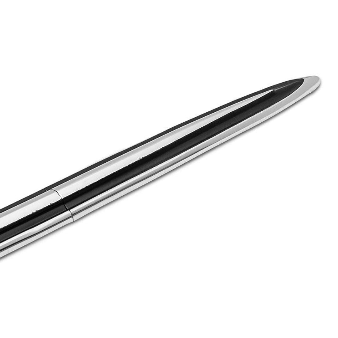 Chrome front fender molding with smooth finish, side view