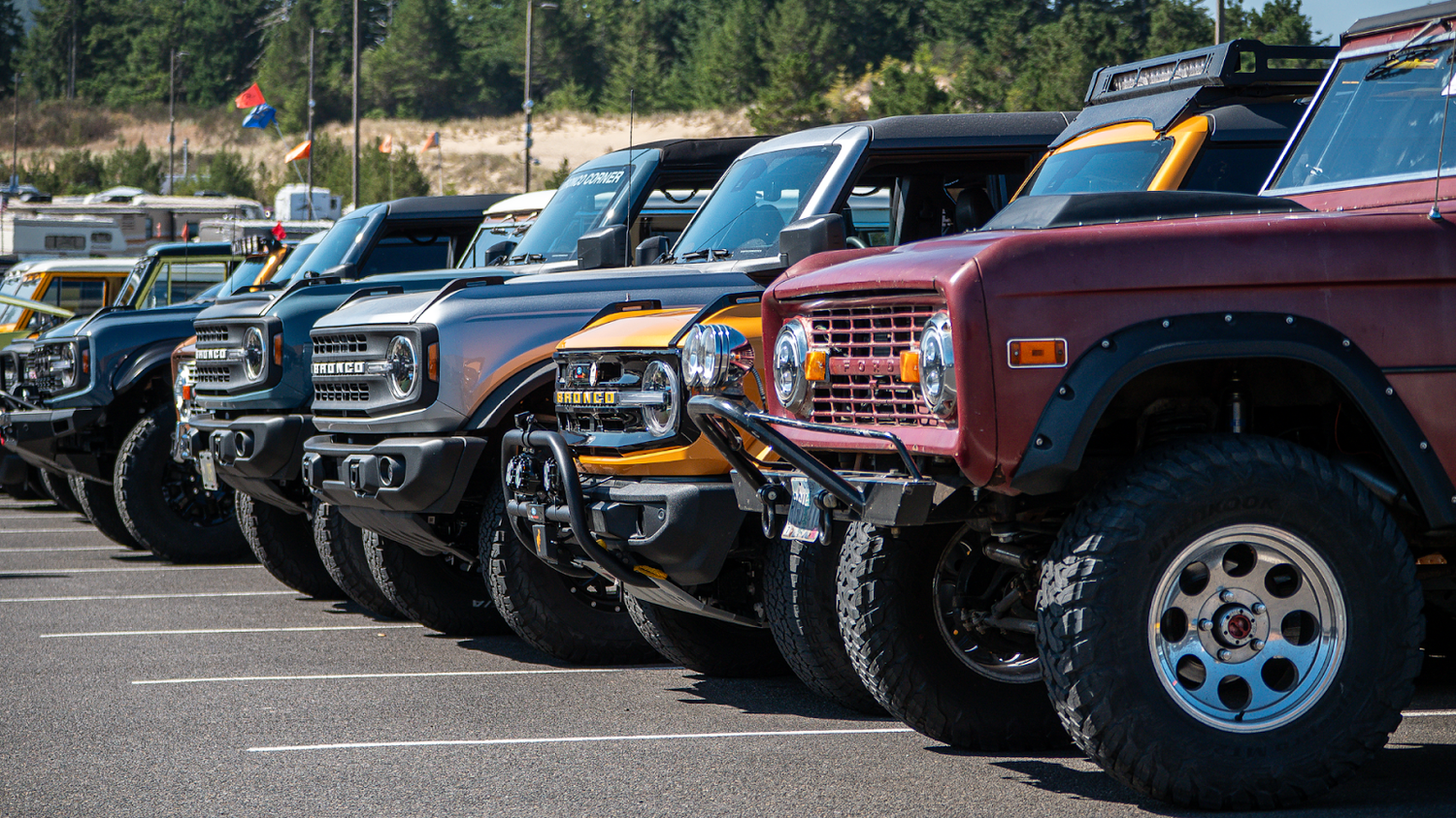 Suspension Lift vs. Body Lift Guide For Broncos