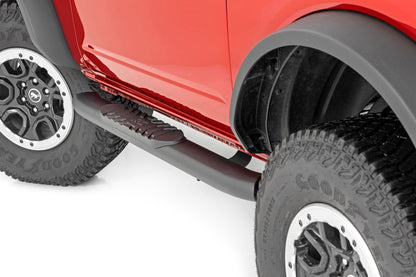 Black Oval Nerf Steps – 2 Door 21-24 Bronco