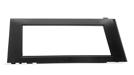 Steel side panel with textured finish, driver side view