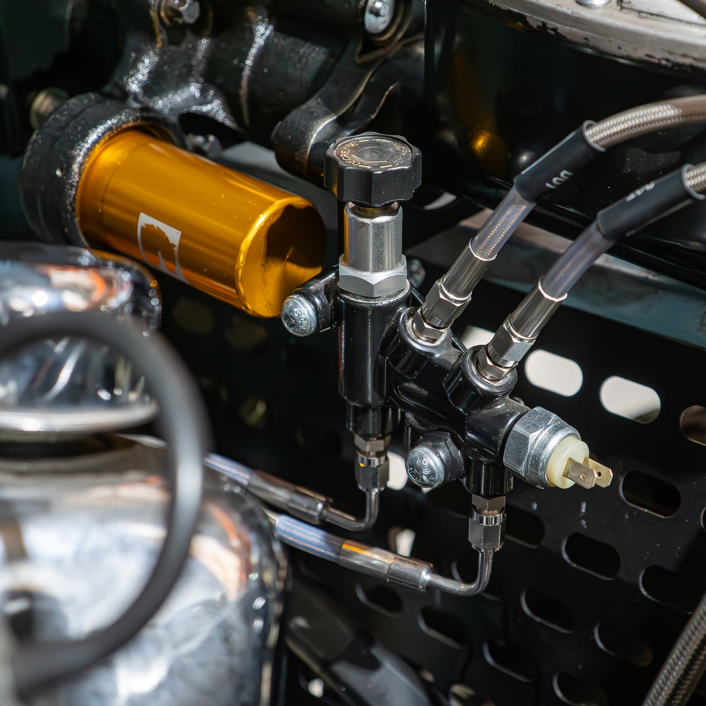 Adjustable Proportioning Valve with Master Cylinder Mount Bracket