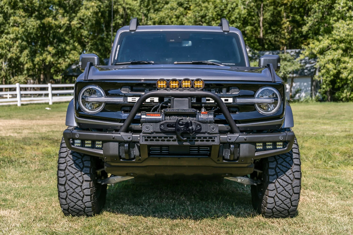 Safari Bar w/6.5 Inch Round LED for OE Modular Bumper, 2021+ Ford Bronco