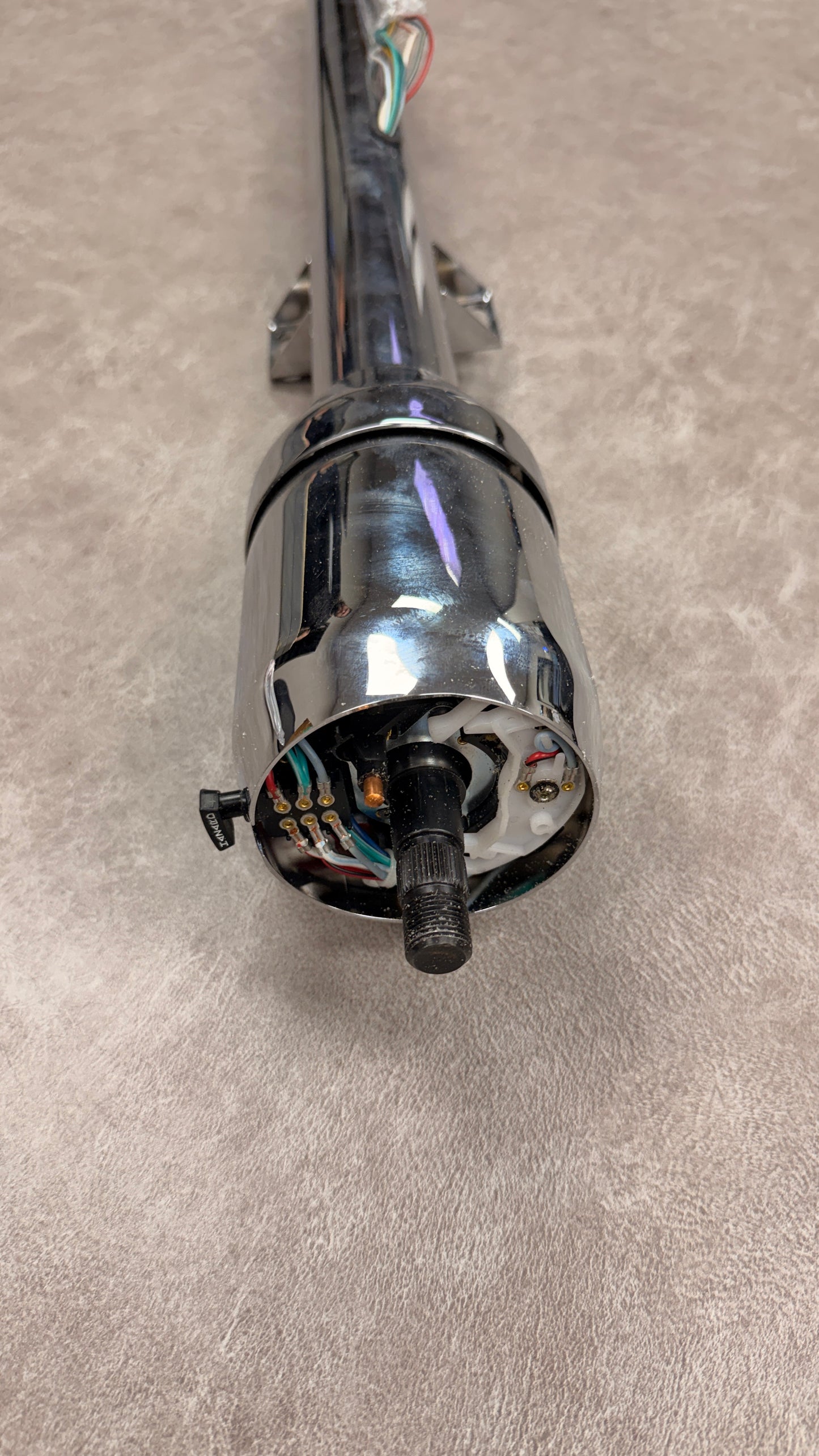 IDIDIT Direct Fit Tilt Column Chrome, Floor Shift  1974-77 Ford Bronco - BLEM AA