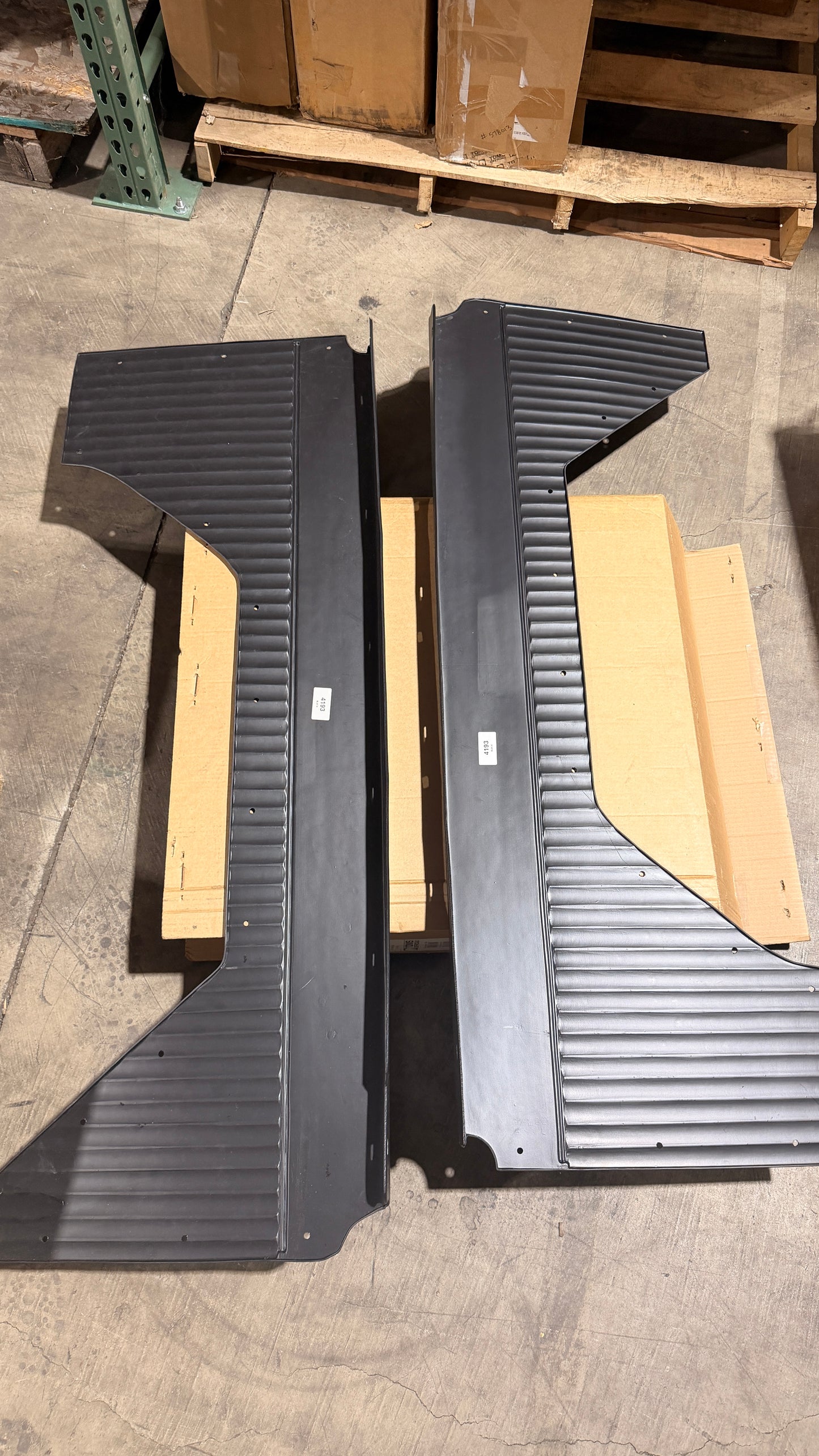 Black Pleated ABS Quarter Panel Inserts, 1966-76 Ford Bronco - BLEM AA