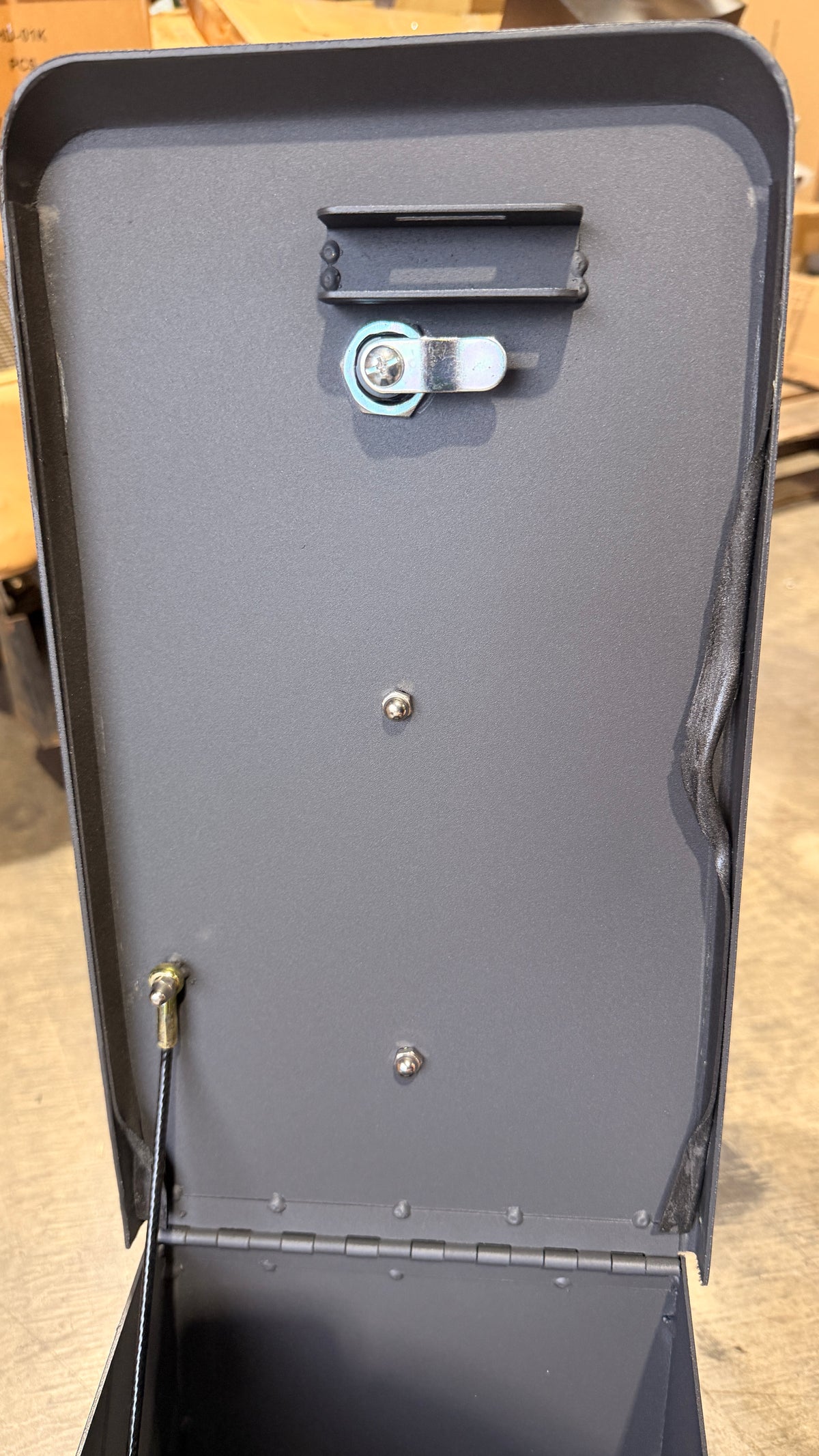 Black Locking Security Console without Stereo Port, BLEM AA