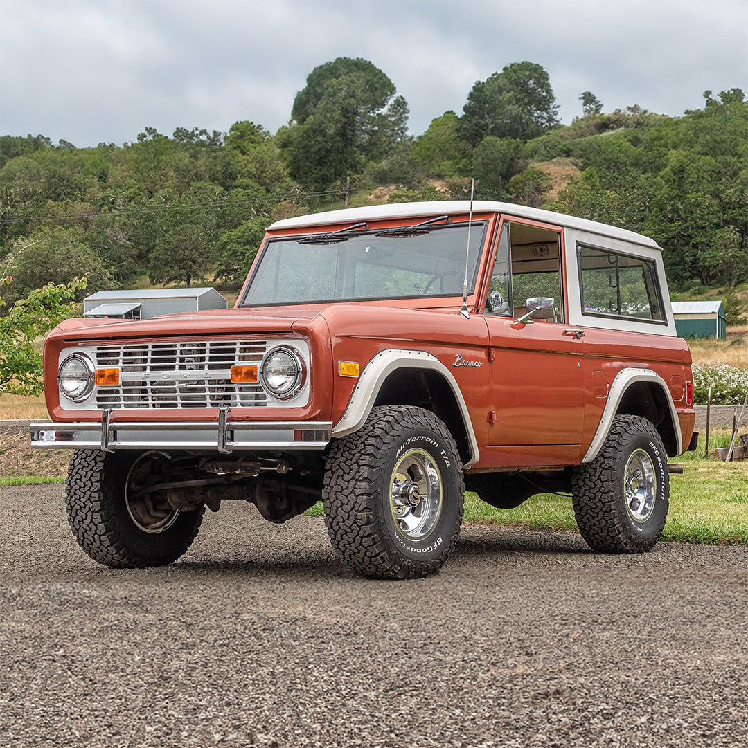 Stock Chrome Bumpers w/Bumperettes and Bolts, 1966-77 Ford Bronco