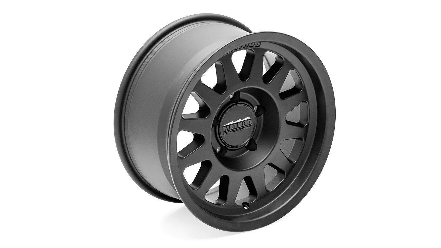 METHOD MR704 Bead Grip, 17x8.5, 5x5.5